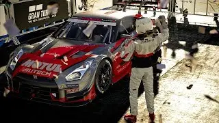 Crazy Race C Race around Fuji International Speedway in a Nissan Autech GT-R