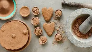 Red clay items ko crush krke fine powder bnaya // red clay items 🥰// crsh karke chane ki puri proces