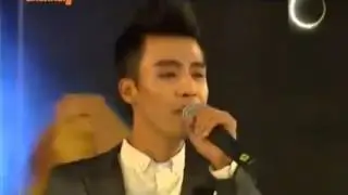Aung Htet   အခ်စ္ဟာ မီးလား
