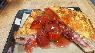 Strawberry Cheesecake Stuffed French toast