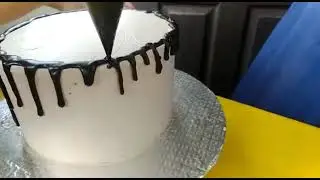 Chocolate loaded cake|dripping Chocolate cake |chocolatecake decoration| chocolate overload cake