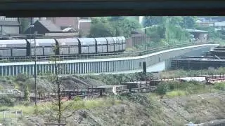 Eine G 1206 der EuroCargoRail mit ein Kohle G&uuml;terzug am Rhein in Duisburg