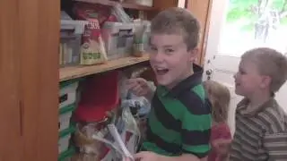 Surprise Pregnancy Reveal To Older Kids: Puzzle Scavenger Hunt