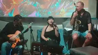 Can't Take My Eyes Off You - The Colors NT ft Trang