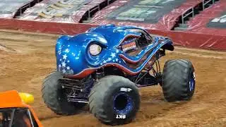 Monster jam - monster truck crash landed 