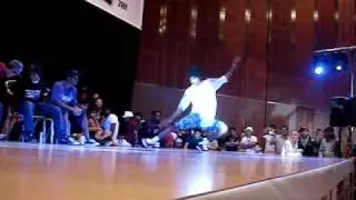 UNBC semi finals - bboy kilwa vs bboy shadow