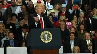 Trump Takes Swipe at NFL QB Colin Kaepernick