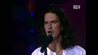 Ricardo Arjona - Señora De Las Cuatro Decadas (Sabados Gigantes 1994)