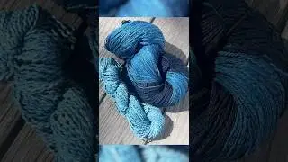 Dyeing yarn with indigo! #naturaldye #indigodye #handdyedyarn