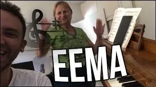 Reckful plays piano with mommy