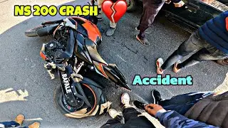 Bajaj pulsar Ns 200 live crash 💔 accident,#rs200 #ns200 #crash #accident