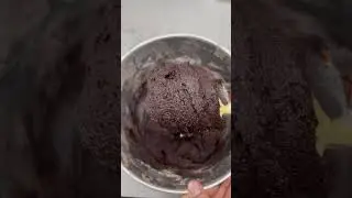 Hershey&rsquo;s Cookies and Cream Cookies