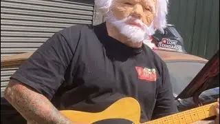 Ну, вы спрашивали, и теперь моя музыка есть на Spotify 🤙🏻