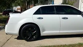 2012 300c Luxury cold start 5.7l Hemi