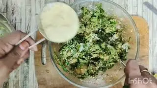छोटे आलू से बनाए मेथी आलू सरले जो खाने में बहुत ही टेस्टी होता है 