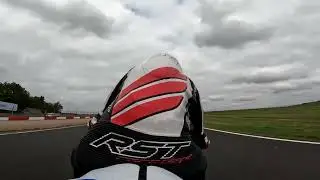 Onboard | 2005 Honda CBR600RR &ndash; Donington Park National 600cc Race 1 (NGRRC)