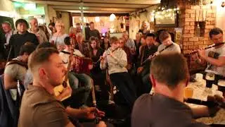 Peppers bar, Feakle, Irland