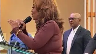 LONI LOVE SPEAKS OUT ABOUT SHERRI SHEPPARD |THE INTERNET IS CHEWING KIM BURRELL UP + MORE