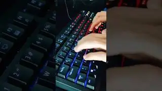 Teclado QUASAR RGB DE @vsglatam .......#tiktok #viral #explore #foryou #foryoupage #gamer