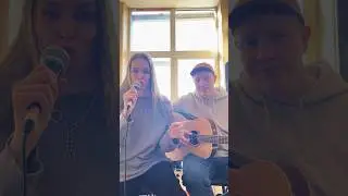 Играем классную песню! Зацени #кавер #acousticmusic #cover #duo