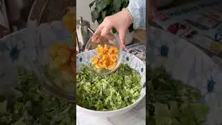 if you're a fan of Caesar salads like me - you will absolutely love my shrimp Caesar salad toasts!