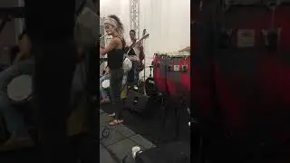 Marcha de lat&iacute;n jazz