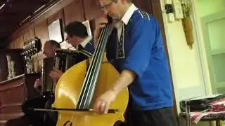 Schwyzerabig i der Alperose Arthur Br&uuml;gger, Handorgelduo Gebr&uuml;der Kallen