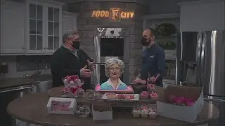 Cakebuds Bakery Betty White tribute cake to raise money for local animal shelter