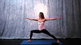 3 Minute Vata-Reducing Sequence for Grounding with Sarah Platt-Finger