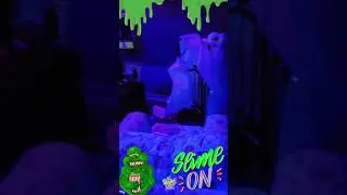I got slimed by flourescent #paint! #arcade #80s #ghostbusters #tv #movie #painting