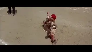 Geena Davis giving show - A League of Their Own