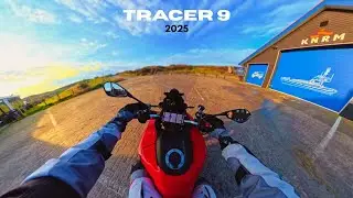 Pilotando a Tracer 9 2025: indo para a Praia no Inverno da Holanda Abaixo do N&iacute;vel do Mar.