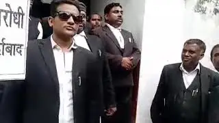 Manuvad vs vakeel