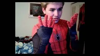 you all can vote for which spidey suit i wear to #LexingtonComicCon