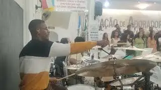 Can&ccedil;&atilde;o ao cordeiro + o Nome + O Le&atilde;o avan&ccedil;a Cover Druum 