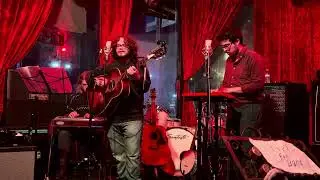 Anna (Live at Universal Bar & Grill)