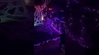 Spooky walk! #animatronics #halloween #halloweenanimatronics #spookyseason #halloweendecorations