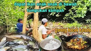 JANGAN DI LEWATKAN || TUMPUKAN SAMPAH DI SUNGAI PASTI BANYAK IKANNYA