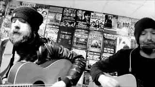 Waldorf & Cannon  'Bore You' Acoustic @ Mike The Pies Unplugged