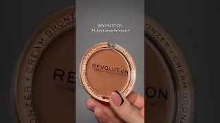 Cream bronzer Makeup revolution #shorts #ytshorts