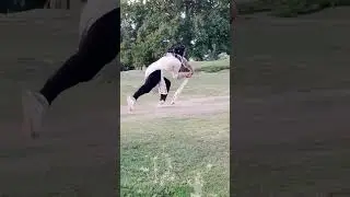 Kashmiri Girl playing cricket 🏏🏏 #kashmir #shorts