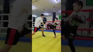 Лев 7 лет, тренировка, кикбоксинг 🥊 #shortvideo #kickbox #бокс #sports #боец #mma #boxing
