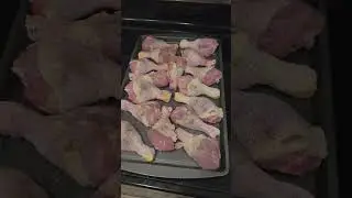 Baked chicken drumsticks