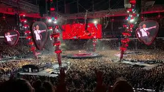 ED SHEERAN Live 