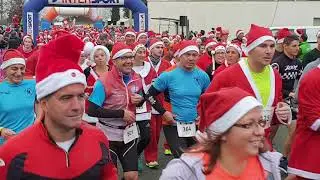 19e course des Pères Noël de Saint Benoit