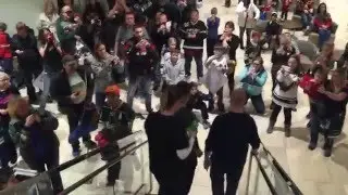 Zach Parise meets fans at Fan HQ