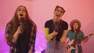 Lizzy McAlpine - Ceilings (with electric guitar)