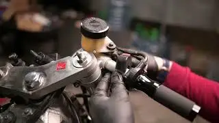 Мотодневник CBR400RR nc23 снятие приборов фары паука и клипонов