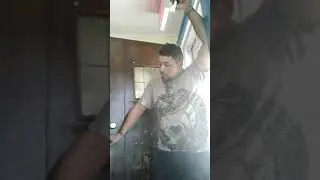 Old man  singing  Be  humble