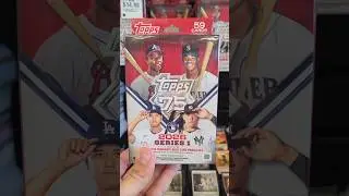 Что находится в подарочной коробке Topps Series 1 2026 года?! 🔥 #бейсбольныекарточки #спортивныек...